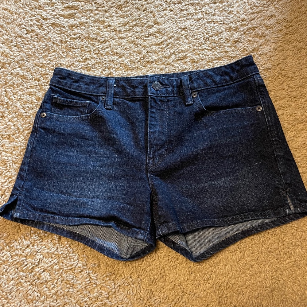 Gap women short